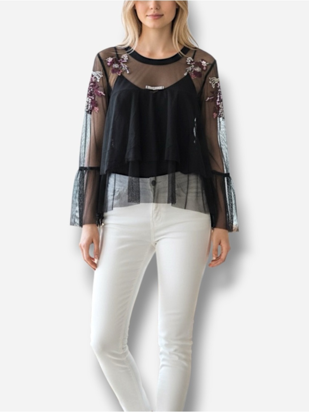 🌸New🌸 Illusion Sleeve Embroidered Top Size Small NWT